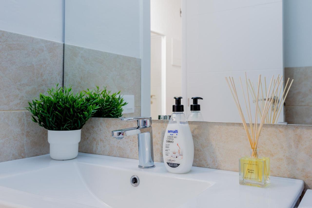 Bright & Stylish Apartment In Chipeque, Los Cristianos Arona  Eksteriør bilde